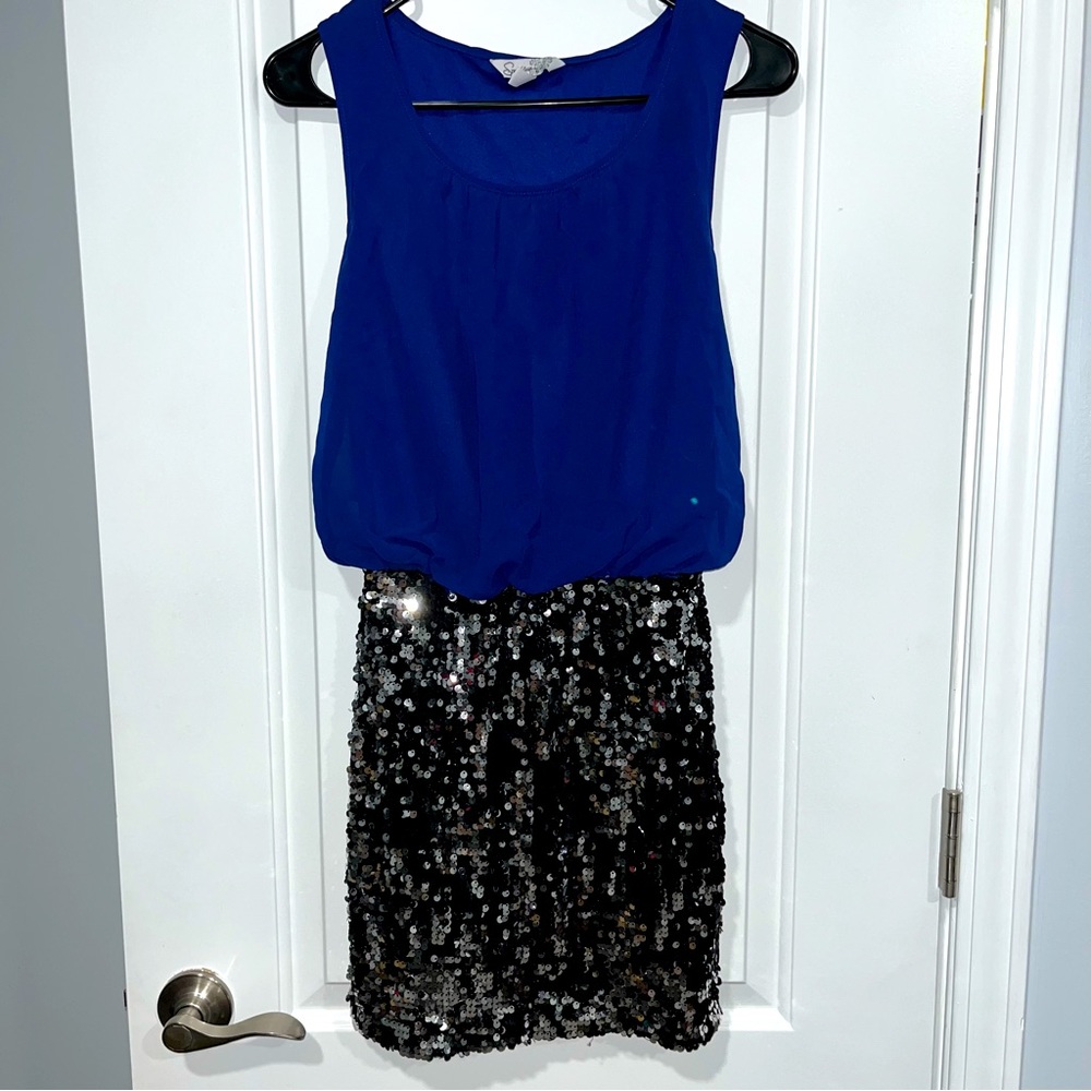 Speeckless, size small, blue and black short dress with sequin bottom
